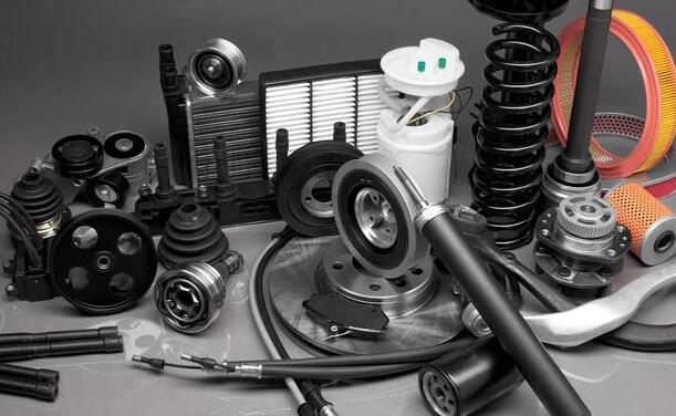 汽車(chē)在修配軸承前，應(yīng)首先檢查軸承座孔是否符合要求(圖1)